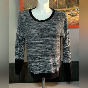 DKNY Jeans Sweater SZ - L